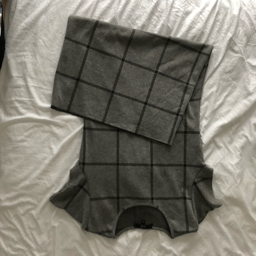 grey dress right below knee